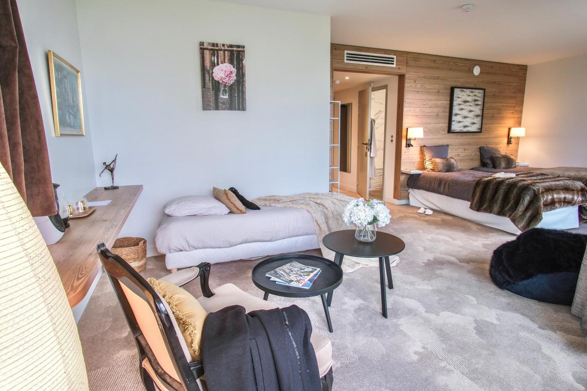 Hotel Caroline, D'annecy 4*